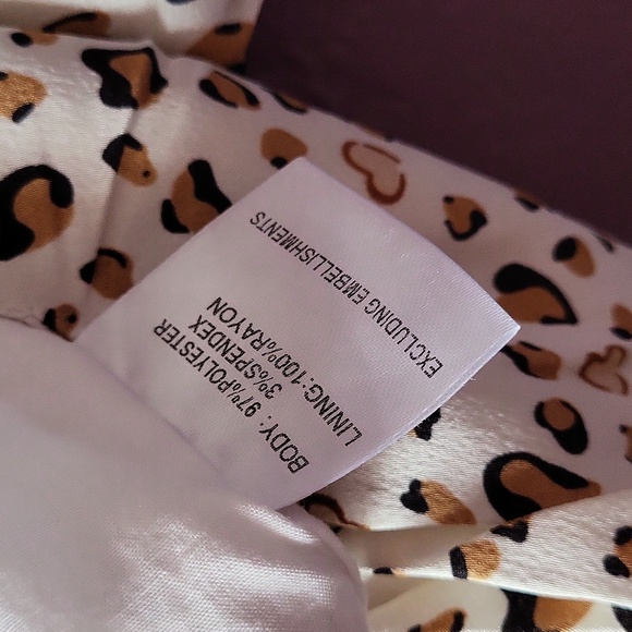 Princess Polly Crop Top - Picture 9 of 13